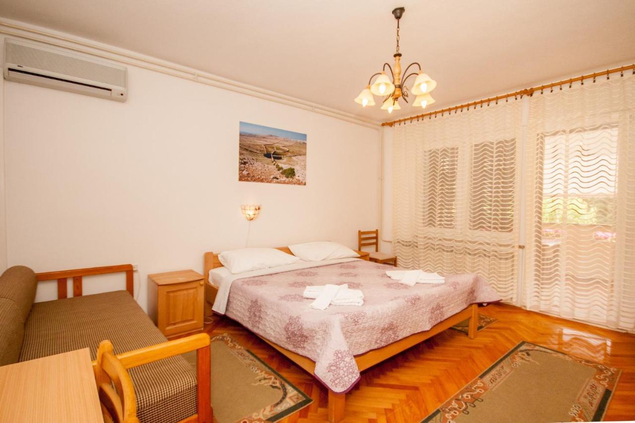 Apartments Surfinia Baska  Exterior photo