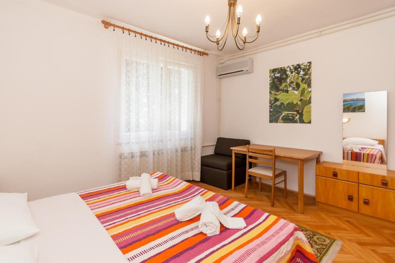 Apartments Surfinia Baska  Exterior photo