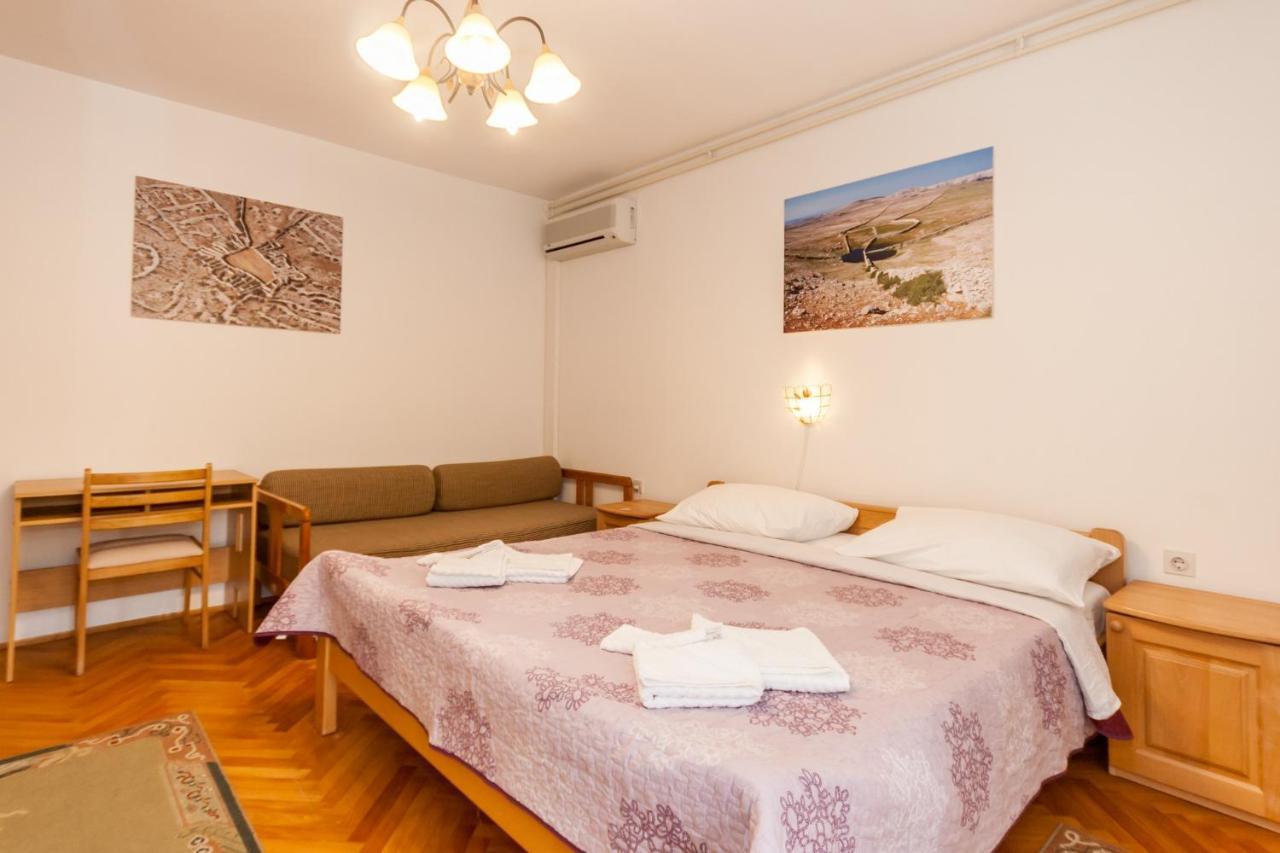 Apartments Surfinia Baska  Exterior photo