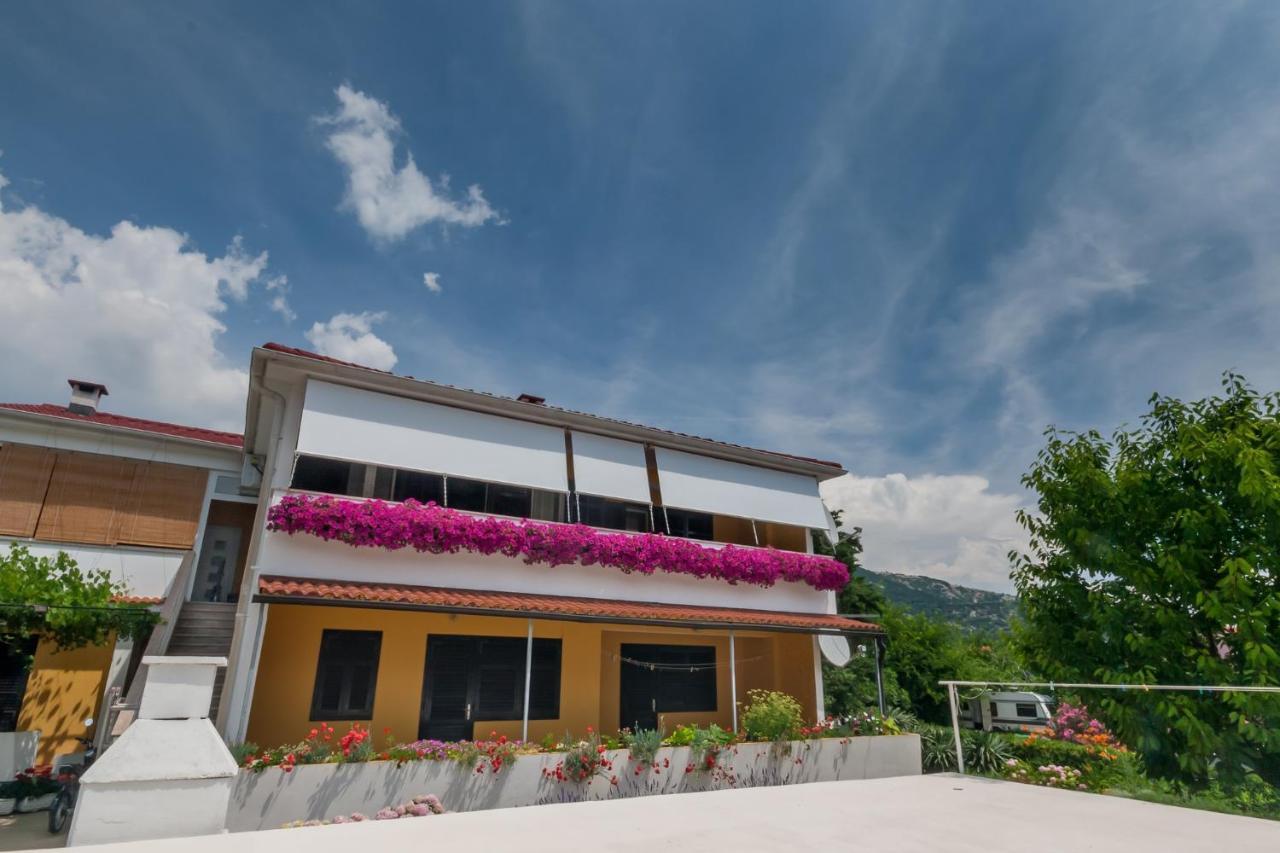 Apartments Surfinia Baska  Exterior photo