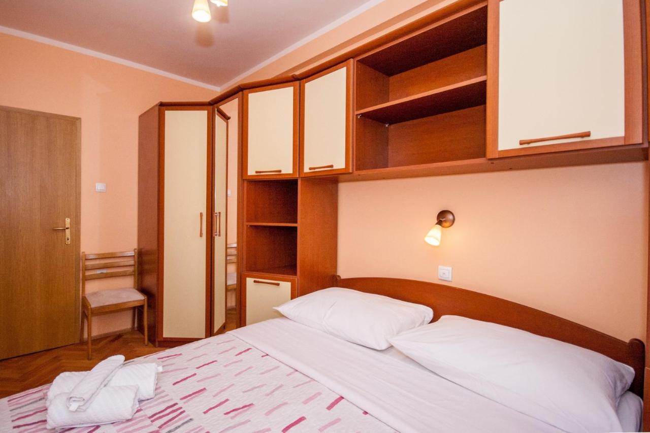 Apartments Surfinia Baska  Exterior photo