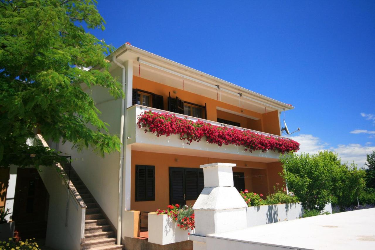 Apartments Surfinia Baska  Exterior photo