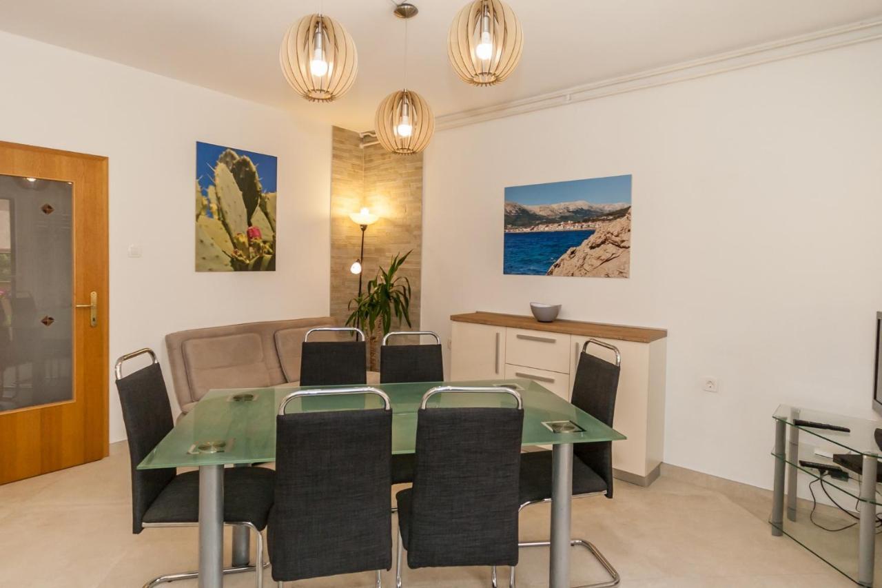Apartments Surfinia Baska  Exterior photo